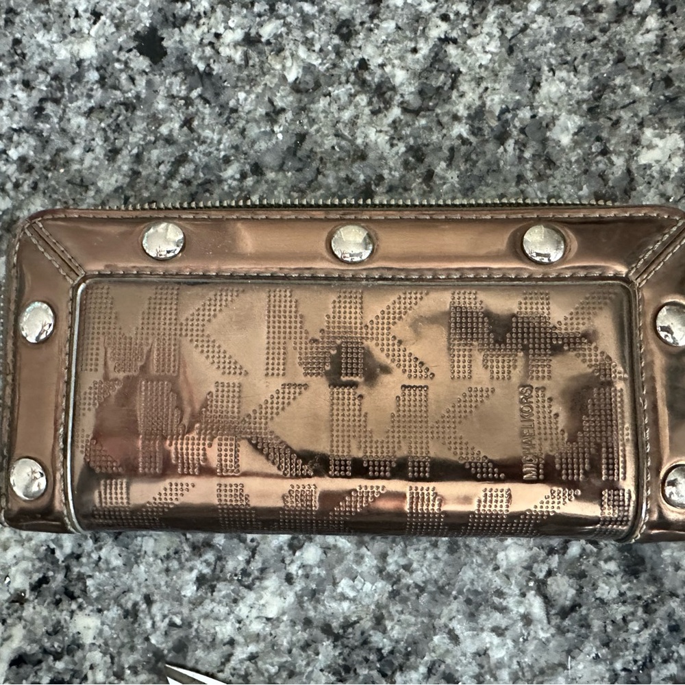 Michael Kors Metallic Gold Wallet